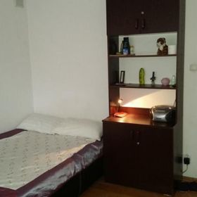 Apartament Sosnowy Dworek Józefów