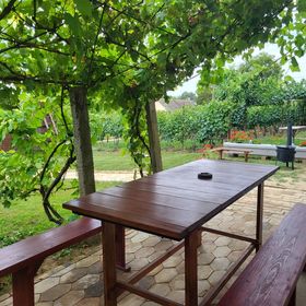 Dézsavár Vendégház Majs