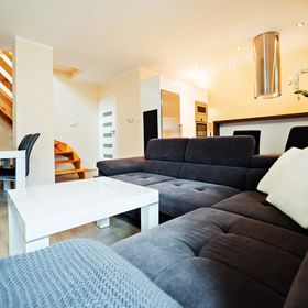 Every Sky Karpacz Komuny Paryskiej 81.2