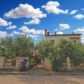 Apartmanok Parkolóhellyel Valbandon, Fazana - 19685 Valbandon