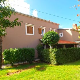 Apartmanok Parkolóhellyel Medulin - 19686