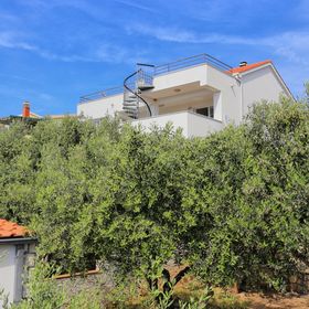 Apartmanok Parkolóhellyel Kanica, Rogoznica - 19716 Kanica