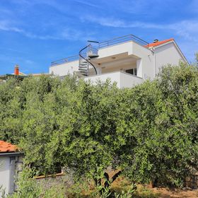 Apartmanok Parkolóhellyel Kanica, Rogoznica - 19716 Kanica