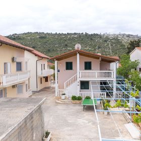 Nyaralóház A Tenger Mellett Stupin Celine, Rogoznica - 19871 Stupin Čeline