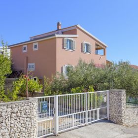 Apartmanok Parkolóhellyel Kanica, Rogoznica - 20091 Kanica