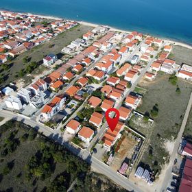 Apartmanok Parkolóhellyel Vir - 20177