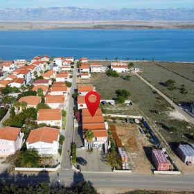 Apartmanok Parkolóhellyel Vir - 20177