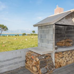 Apartmanok Parkolóhellyel Vir - 20201