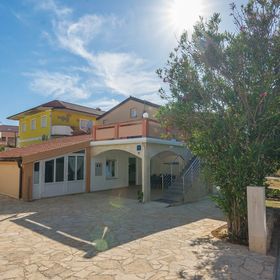 Apartmanok A Tenger Mellett Vir - Lozice, Vir - 20202 Vir - Lozice