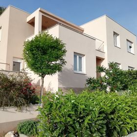 Apartmanok Parkolóhellyel Brela, Makarska - 20221 Brela