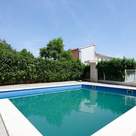 Apartmanok Medencével Mavarstica, Ciovo - 20230 Mavarštica