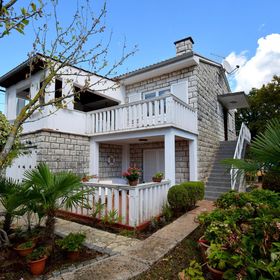 Apartmanok Parkolóhellyel Malinska, Krk - 20345 Malinska