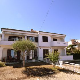 Apartmanok Parkolóhellyel Vantacici, Krk - 20349 Vantačići