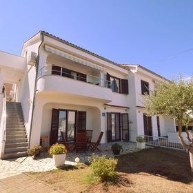 Apartmanok Parkolóhellyel Vantacici, Krk - 20349 Vantačići