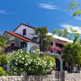 Apartmanok Parkolóhellyel Malinska, Krk - 20353 Malinska