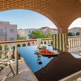 Apartmanok Parkolóhellyel Vir - 20354