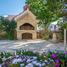 Apartmanok Parkolóhellyel Vir - 20354