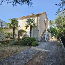 Apartmanok Parkolóhellyel Malinska, Krk - 20367 Malinska