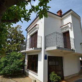 Apartmanok Parkolóhellyel Malinska, Krk - 20375 Malinska