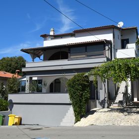 Apartmanok Parkolóhellyel Njivice, Krk - 20438 Njivice