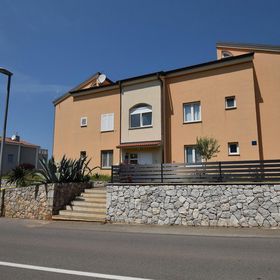 Apartmanok Parkolóhellyel Vantacici, Krk - 20442 Vantačići