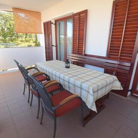 Apartmanok Parkolóhellyel Njivice, Krk - 20443 Njivice