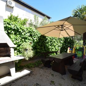 Apartmanok Parkolóhellyel Njivice, Krk - 20447 Njivice