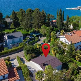 Nyaralóház A Tenger Mellett Malinska, Krk - 20454 Malinska