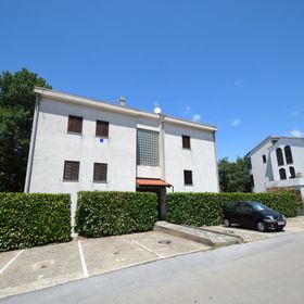 Apartmanok Parkolóhellyel Malinska, Krk - 20458 Malinska