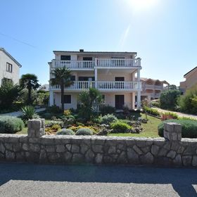 Apartmanok Parkolóhellyel Njivice, Krk - 20462 Njivice