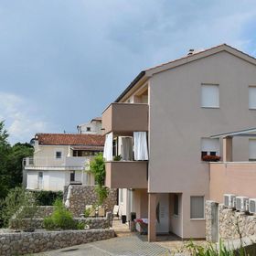 Apartmanok Parkolóhellyel Omisalj, Krk - 20467 Omišalj