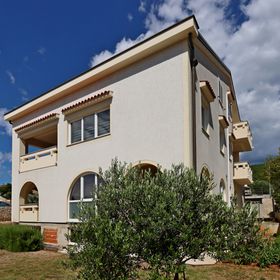 Apartmanok Parkolóhellyel Punat, Krk - 20553 Punat