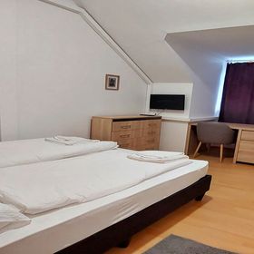 Strand Panzió Abádszalók