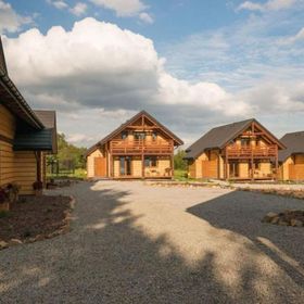 OSADA PODRÓŻNIKA - Całoroczne Domki Drewniane