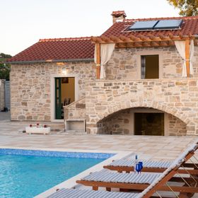 Ház Családok Részére Medencével Primošten Burnji, Primosten - 21068 Primošten Burnji