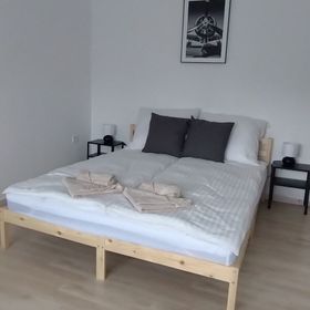 Blue Moon Apartman Eger
