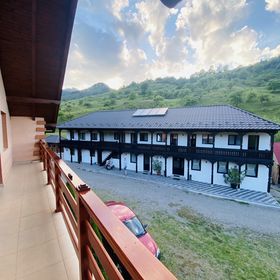 Pensiunea Suci Botiza