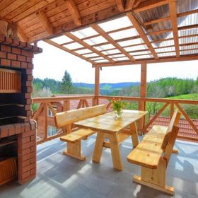 Domek W dolinie Sanu Lesko