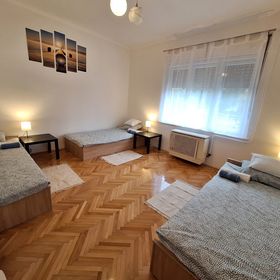 Tearózsa Vendégház Balatonszárszó