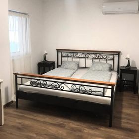 Glóriaszabadi Apartmanház Balatonszabadi