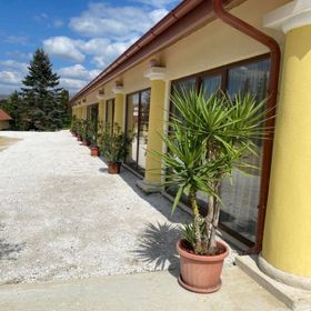 Vitál Vendégház Almamellék-Szentmártonpuszta