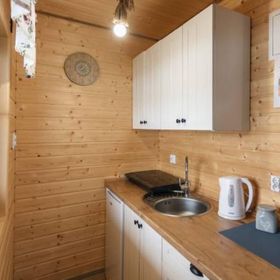 Dobra miejscówka domki i pokoje