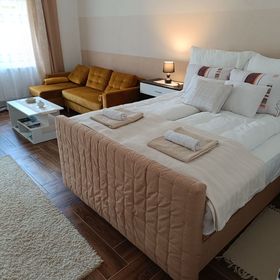 Kiskastély Apartman Balmazújváros