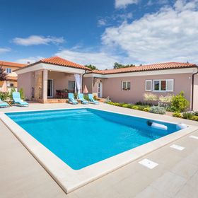 Vendégház Pula - CIR651