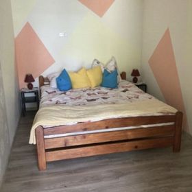 Aranyeső Vendégház Rezi