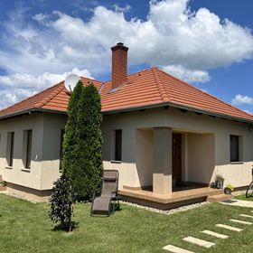 Szilvia Apartman Balatonakali