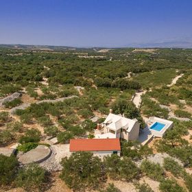 Ház Családok Részére Medencével Pucisca, Brac - 21243 Pučišća