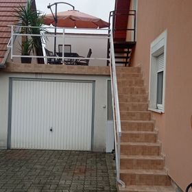 Udvarház Vendégház 2 Balatonendréd