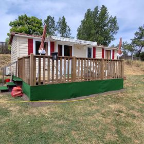 Borostyán Pihenőpark Mende