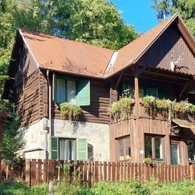 Királykunyhó Erdősziget Privát tóval Visegrád